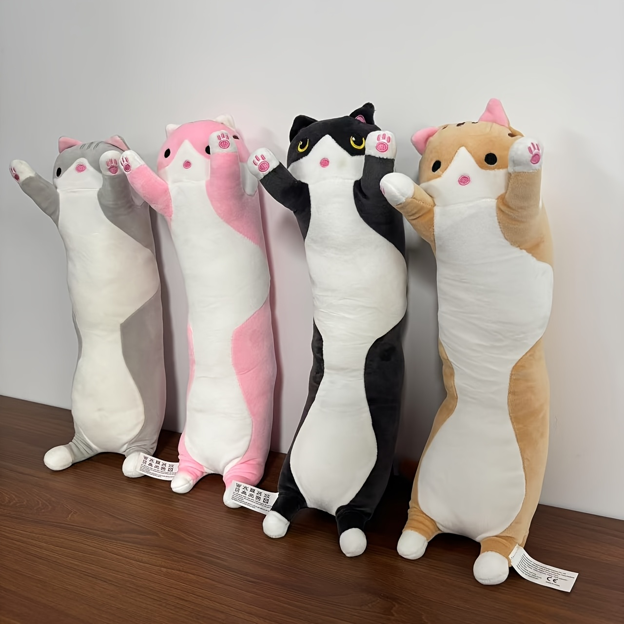 Мілий плюшевий кіт довгої форми для прикраси дому