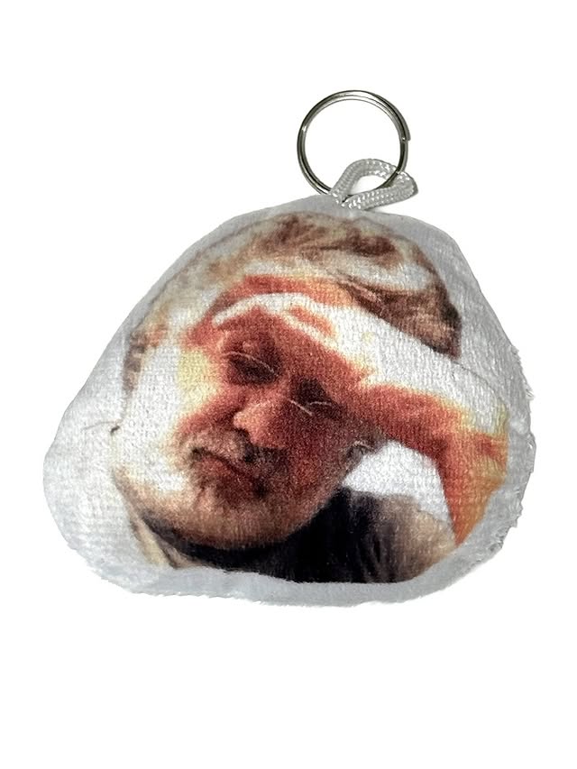 Брелочки ручної роботи для українців з символікою та вірою